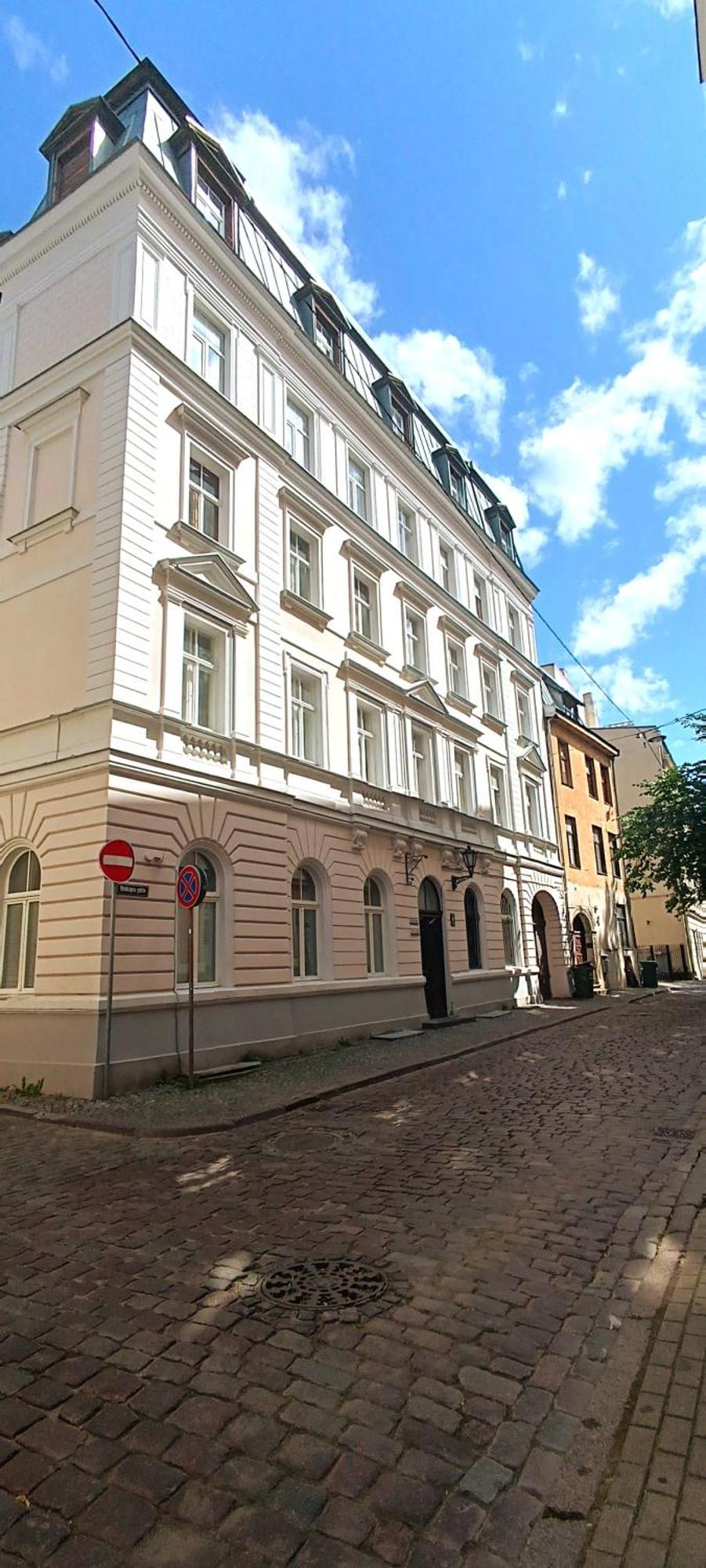 Old Town 2 Bedroom Apartment Near Dome Square & Scenic Waterfront Riga Dış mekan fotoğraf